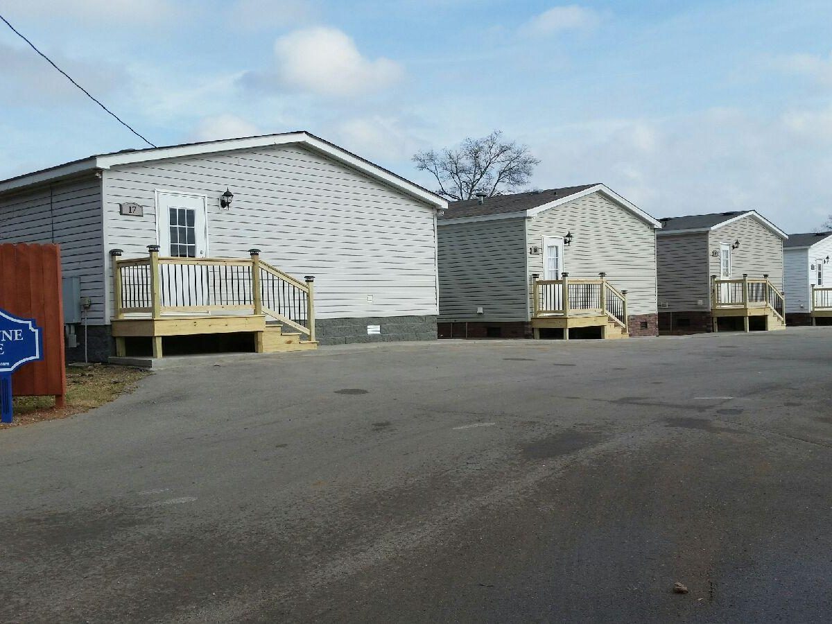 Olde Towne Village Entrance